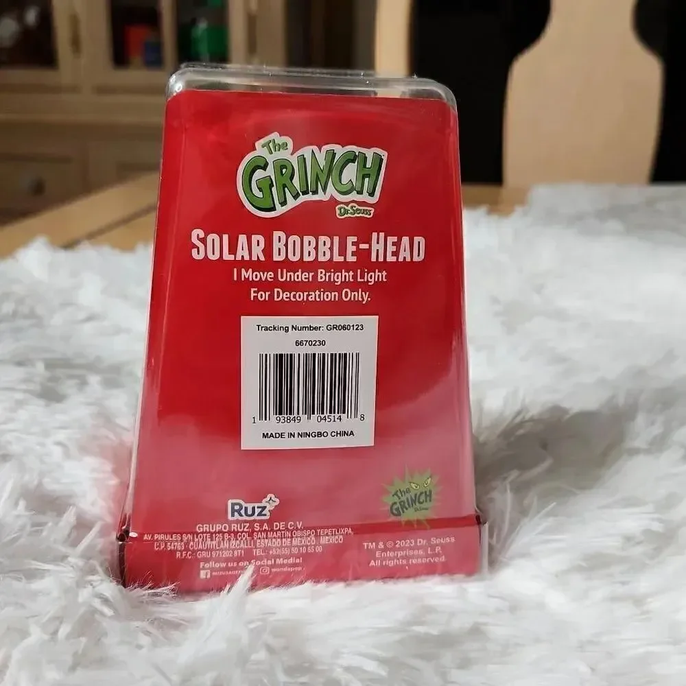 ruz grinch solar